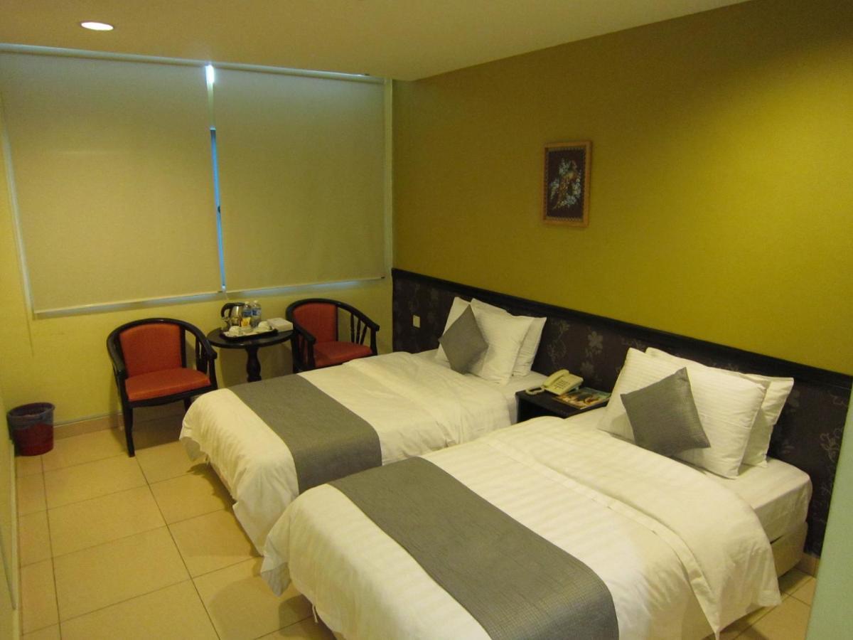 Oyo 151 Twin Hotel Kuala Lumpur Zewnętrze zdjęcie