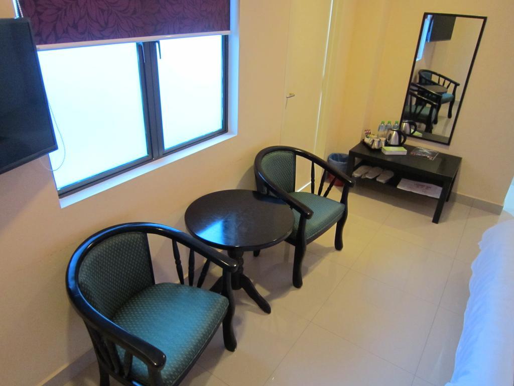 Oyo 151 Twin Hotel Kuala Lumpur Zewnętrze zdjęcie