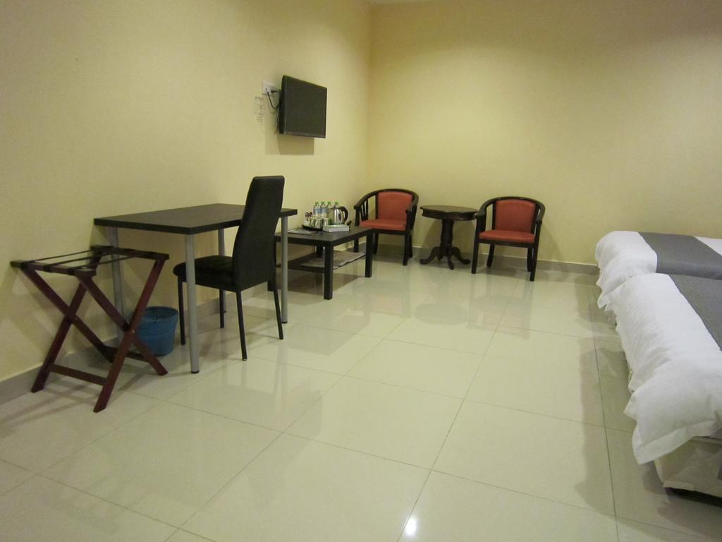 Oyo 151 Twin Hotel Kuala Lumpur Zewnętrze zdjęcie