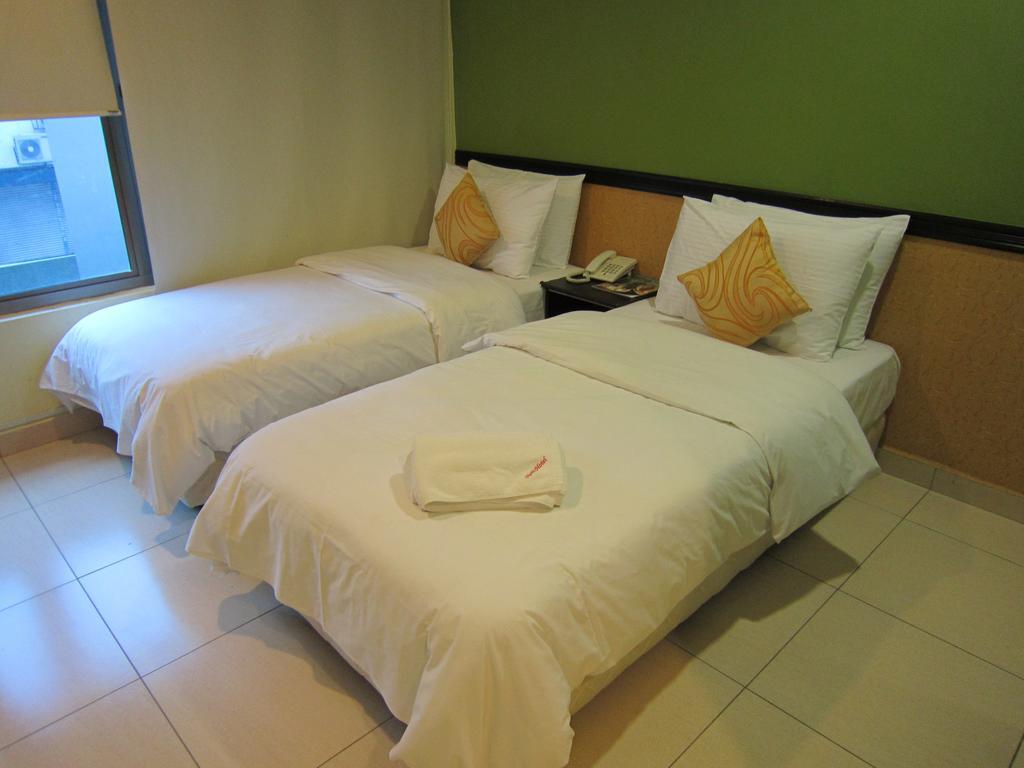 Oyo 151 Twin Hotel Kuala Lumpur Zewnętrze zdjęcie