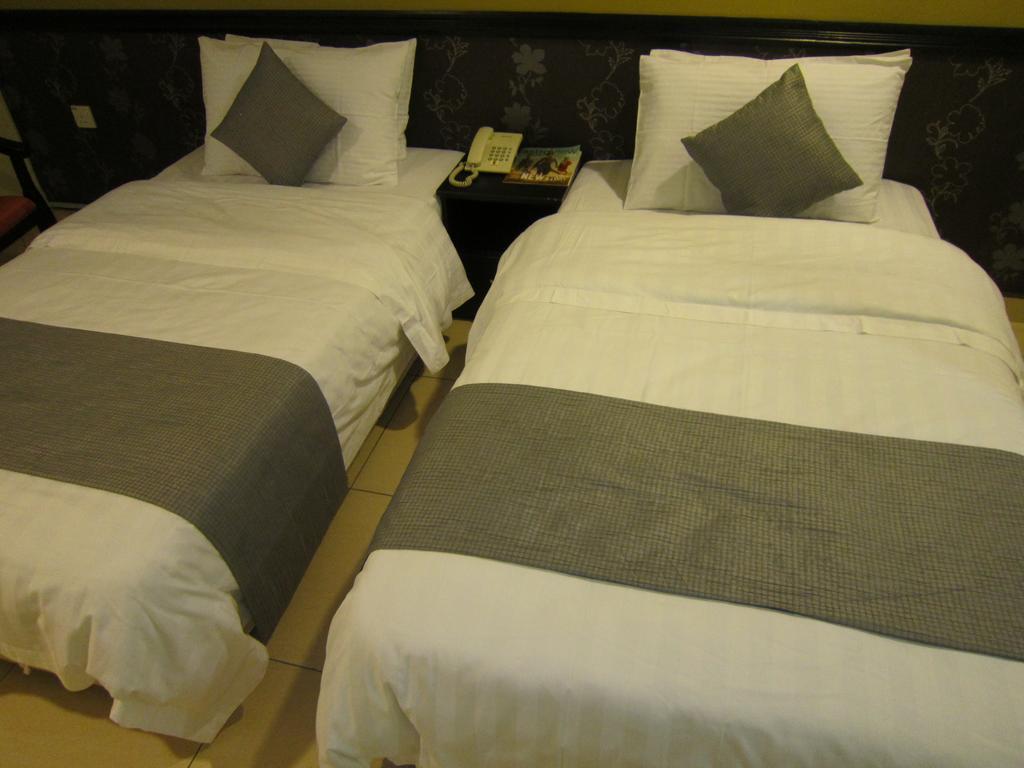 Oyo 151 Twin Hotel Kuala Lumpur Zewnętrze zdjęcie