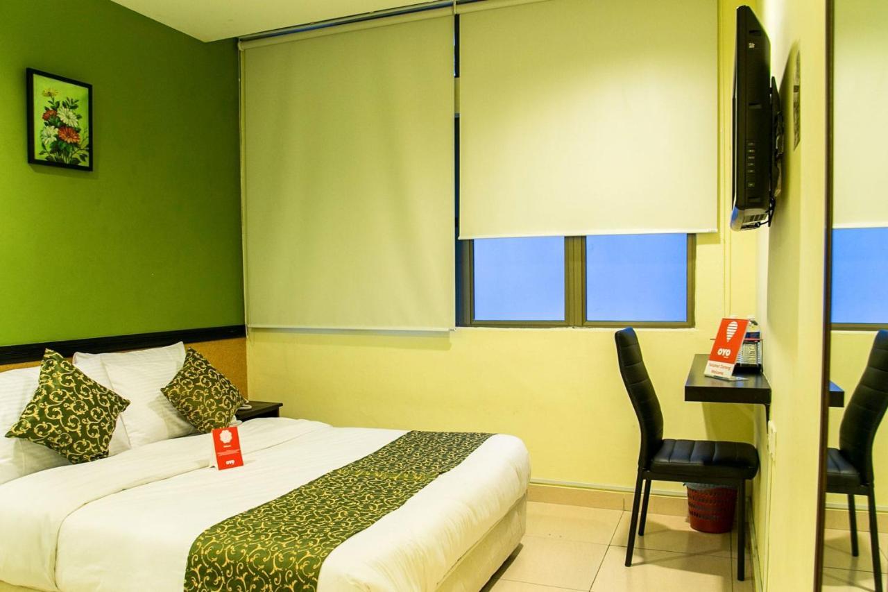 Oyo 151 Twin Hotel Kuala Lumpur Zewnętrze zdjęcie